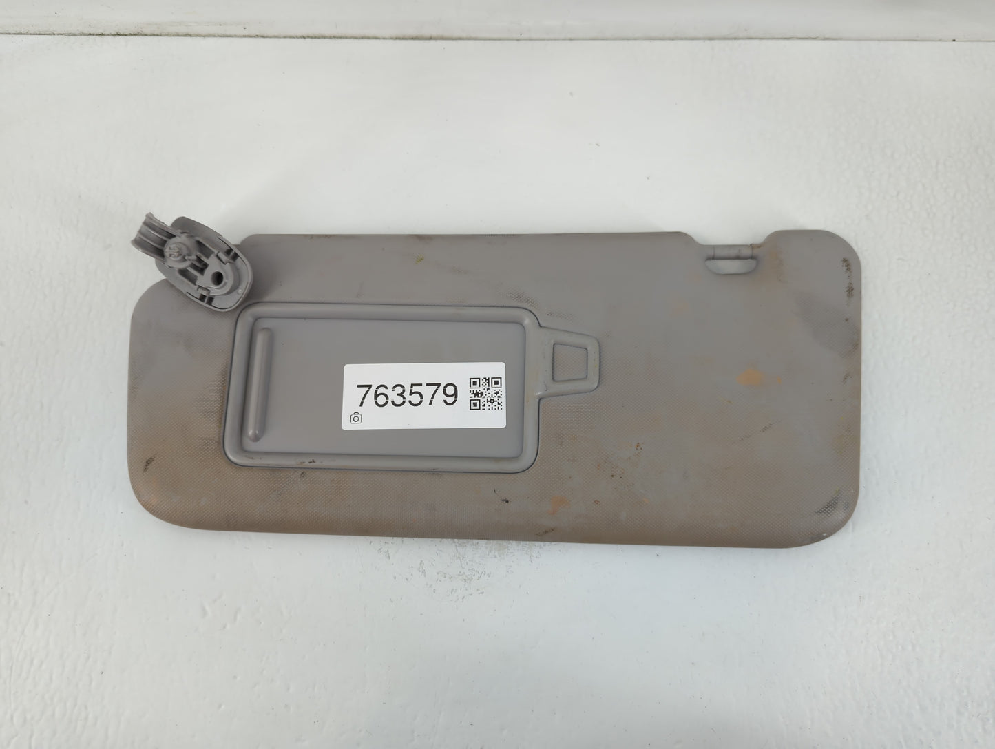 2012-2017 Hyundai Azera Sun Visor Shade Replacement Passenger Right Mirror Fits Fits 2012 2013 2014 2015 2016 2017 OEM Used 