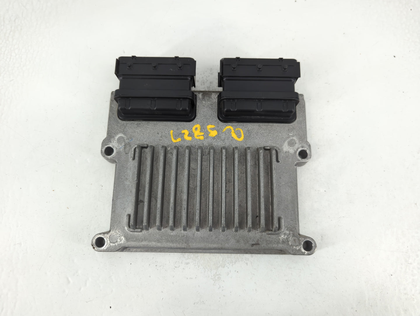 2012-2017 Hyundai Azera PCM Engine Control Computer ECU ECM PCU OEM P/N:39110-3CHN0 Fits Fits 2012 2013 2014 2015 2016 2017 