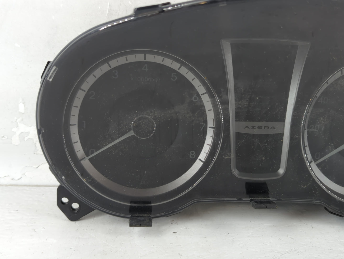 2012-2013 Hyundai Azera Instrument Cluster Speedometer Gauges P/N:94001-3V100 Fits Fits 2012 2013 OEM Used Auto Parts - Oemu