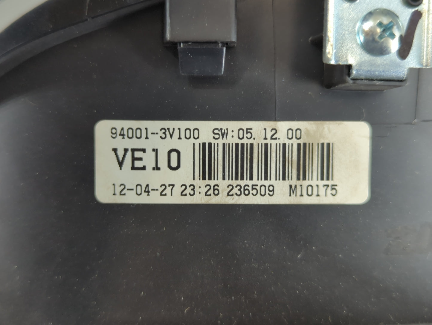 2012-2013 Hyundai Azera Instrument Cluster Speedometer Gauges P/N:94001-3V100 Fits Fits 2012 2013 OEM Used Auto Parts - Oemu