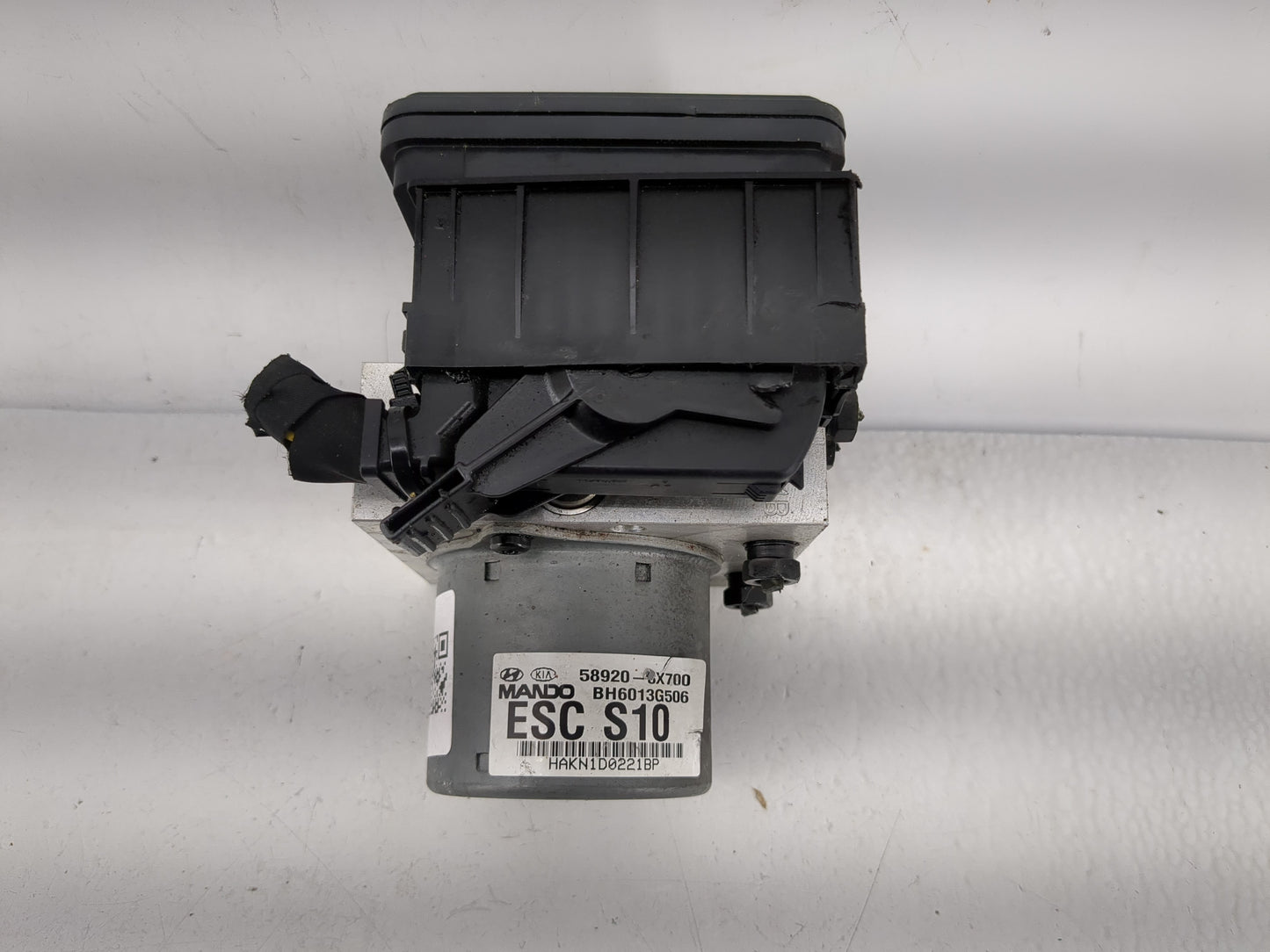 2011-2013 Hyundai Elantra ABS Pump Control Module Replacement P/N:BE6003G507 Fits Fits 2011 2012 2013 OEM Used Auto Parts - 