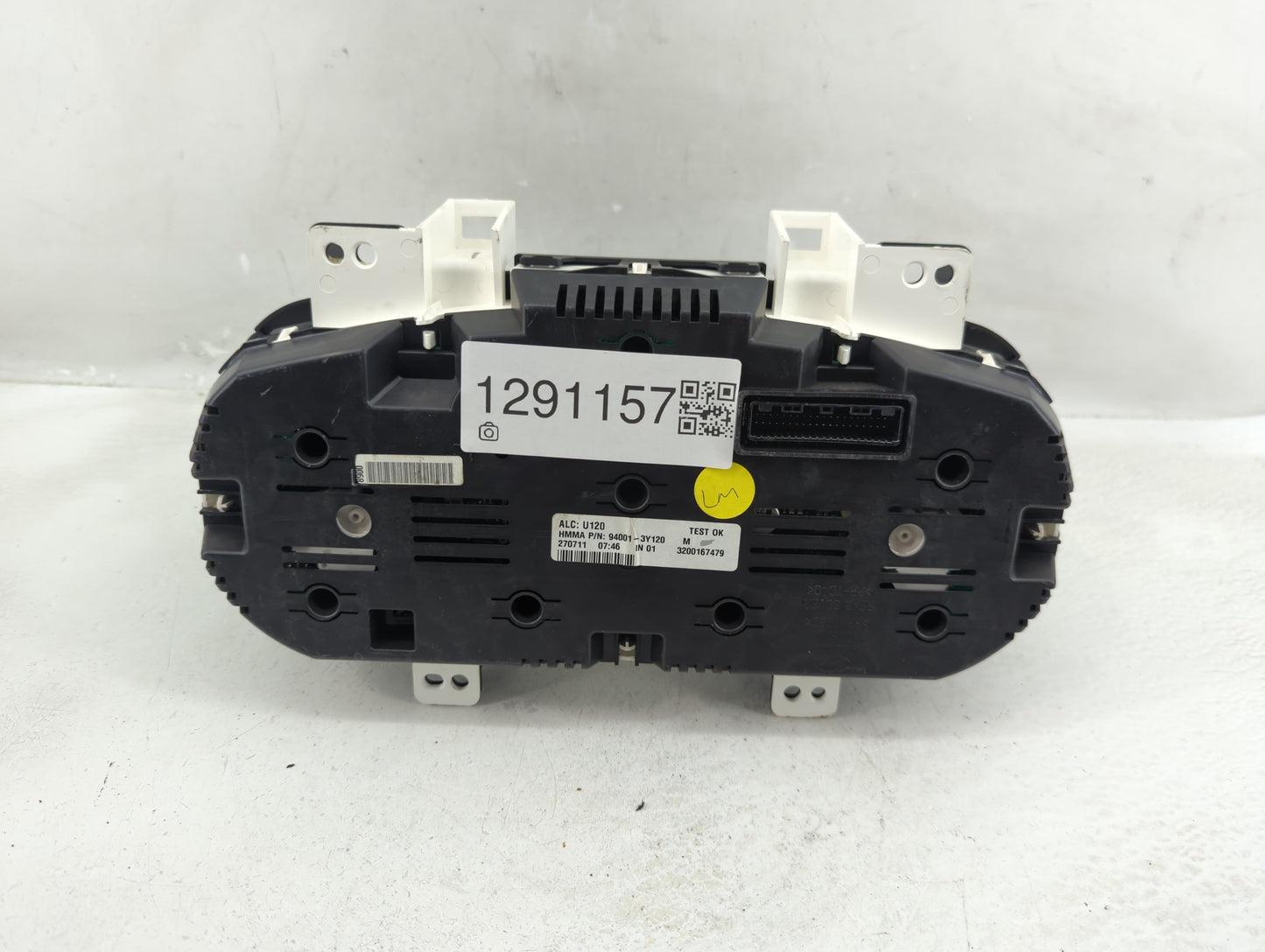 2012 Hyundai Elantra Instrument Cluster Speedometer Gauges P/N:94001-3Y120 Fits OEM Used Auto Parts - Oemusedautoparts1.com