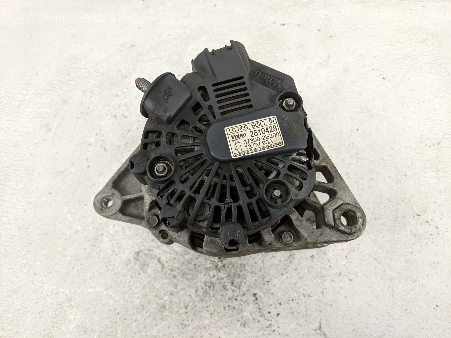 2011-2018 Hyundai Elantra Alternator Replacement Generator Charging Assembly Engine OEM P/N:37300-2E200 2610428 Fits OEM Use