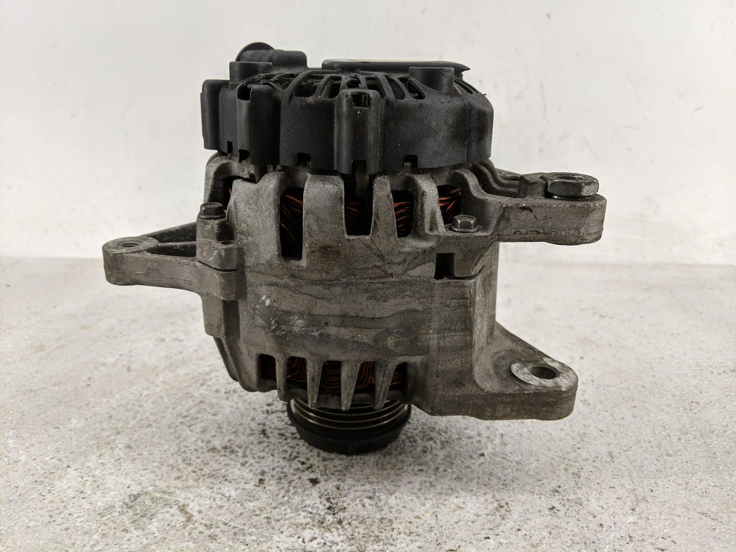 2011-2018 Hyundai Elantra Alternator Replacement Generator Charging Assembly Engine OEM P/N:37300-2E200 2610428 Fits OEM Use