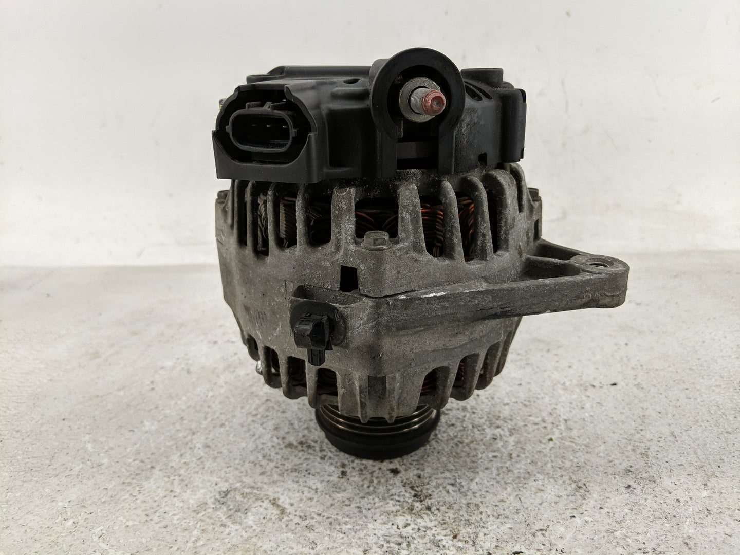 2011-2018 Hyundai Elantra Alternator Replacement Generator Charging Assembly Engine OEM P/N:37300-2E200 2610428 Fits OEM Use