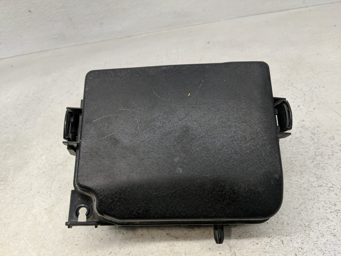 2011-2013 Hyundai Elantra Fusebox Fuse Box Panel Relay Module P/N:91950-3X711 Fits Fits 2011 2012 2013 OEM Used Auto Parts -