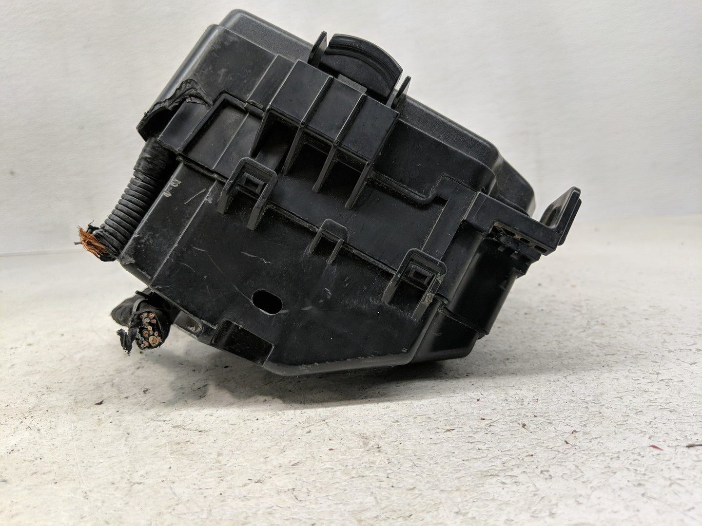 2011-2013 Hyundai Elantra Fusebox Fuse Box Panel Relay Module P/N:91950-3X711 Fits Fits 2011 2012 2013 OEM Used Auto Parts -