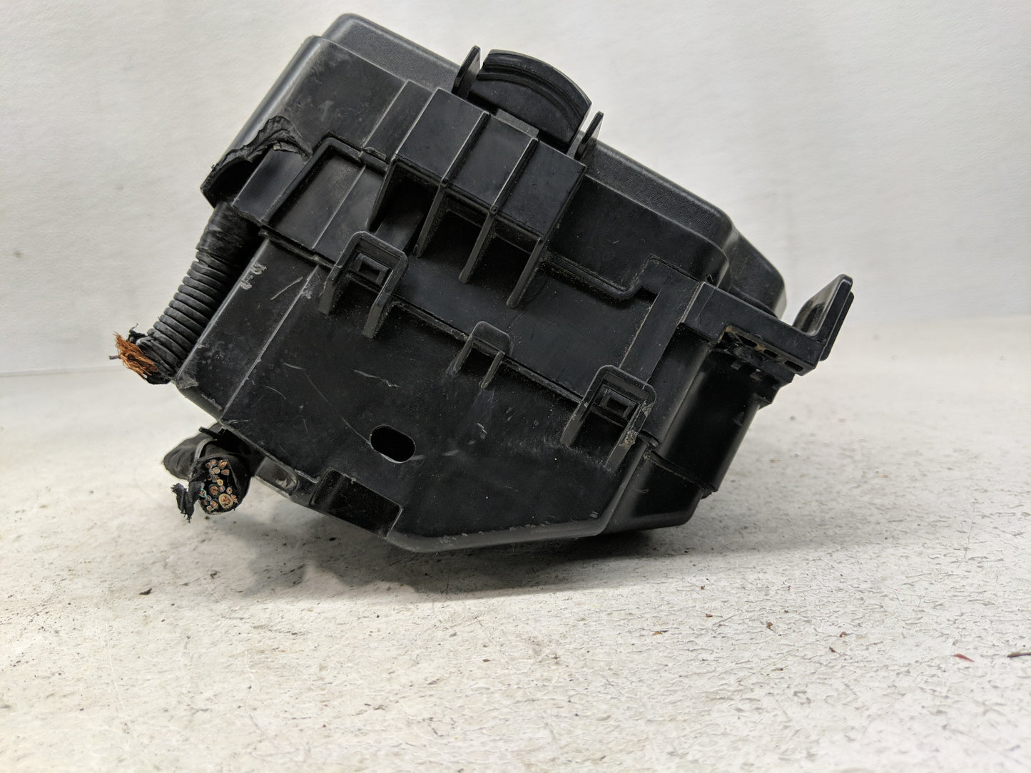 2011-2013 Hyundai Elantra Fusebox Fuse Box Panel Relay Module P/N:91950-3X711 Fits Fits 2011 2012 2013 OEM Used Auto Parts -