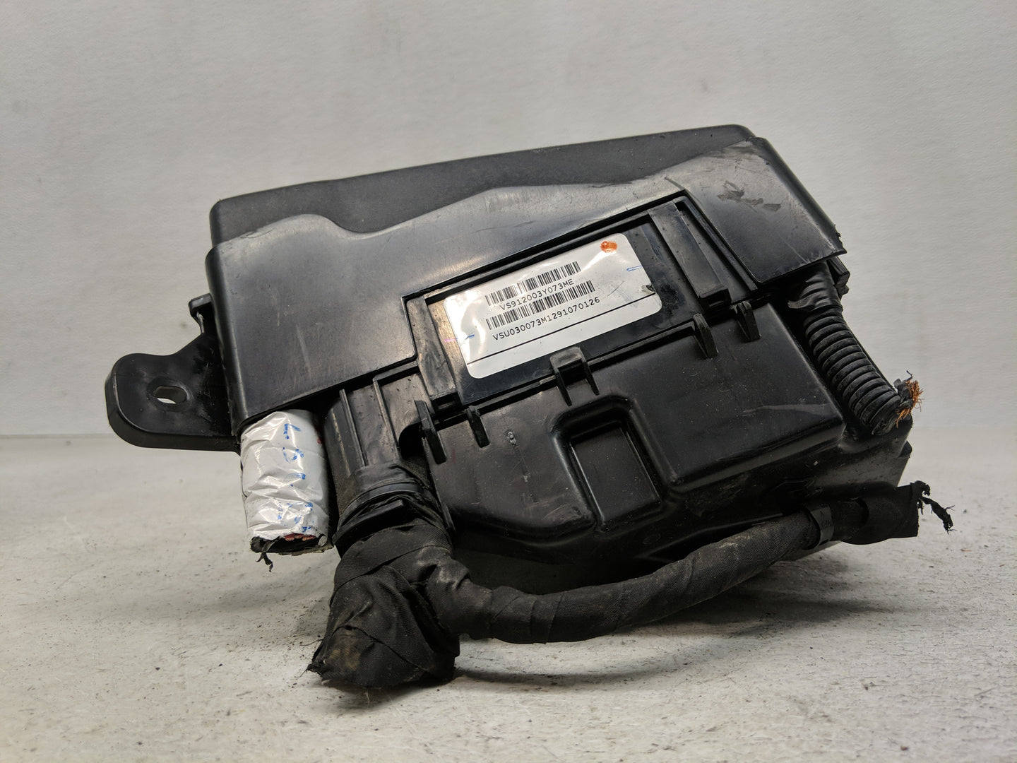 2011-2013 Hyundai Elantra Fusebox Fuse Box Panel Relay Module P/N:91950-3X711 Fits Fits 2011 2012 2013 OEM Used Auto Parts -