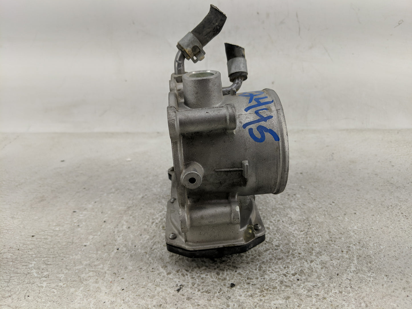 2011-2020 Hyundai Elantra Throttle Body P/N:35100-2E000 Fits Fits 2011 2012 2013 2014 2015 2016 2017 2018 2019 2020 2021 OEM
