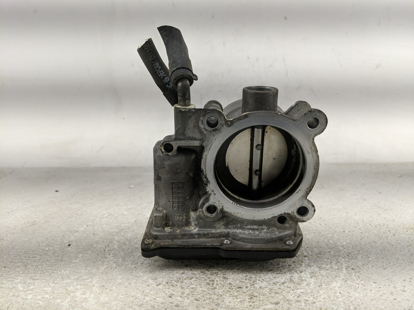 2011-2020 Hyundai Elantra Throttle Body P/N:35100-2E000 Fits Fits 2011 2012 2013 2014 2015 2016 2017 2018 2019 2020 2021 OEM