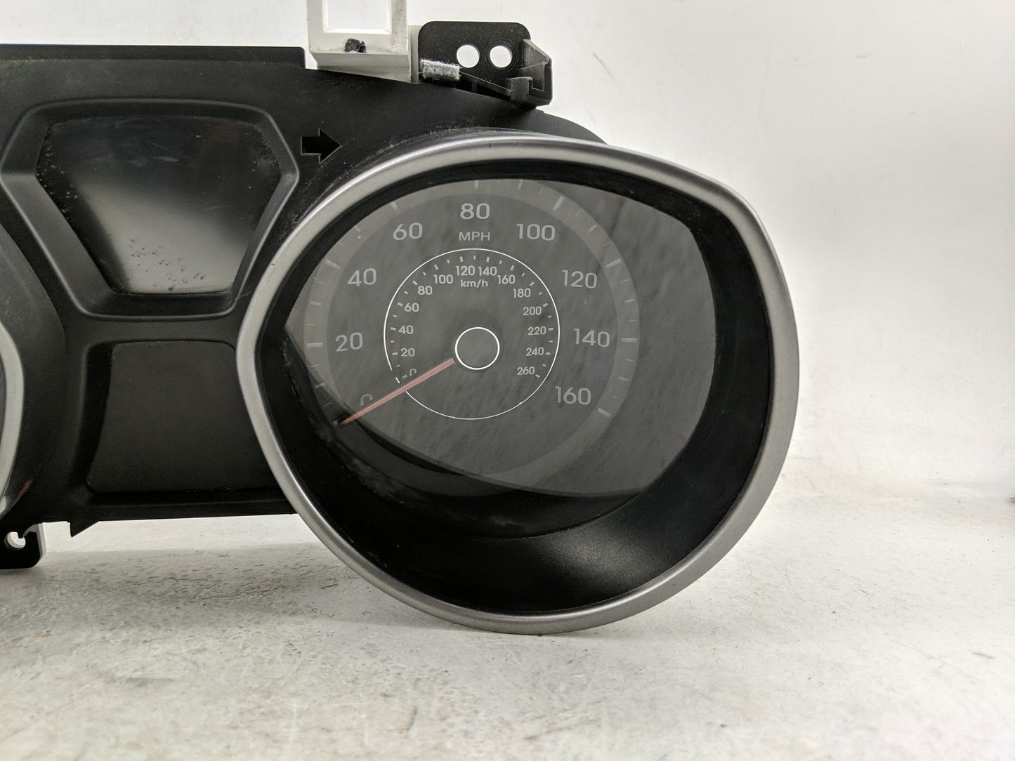 2012 Hyundai Elantra Instrument Cluster Speedometer Gauges P/N:94001-3Y120 Fits OEM Used Auto Parts - Oemusedautoparts1.com