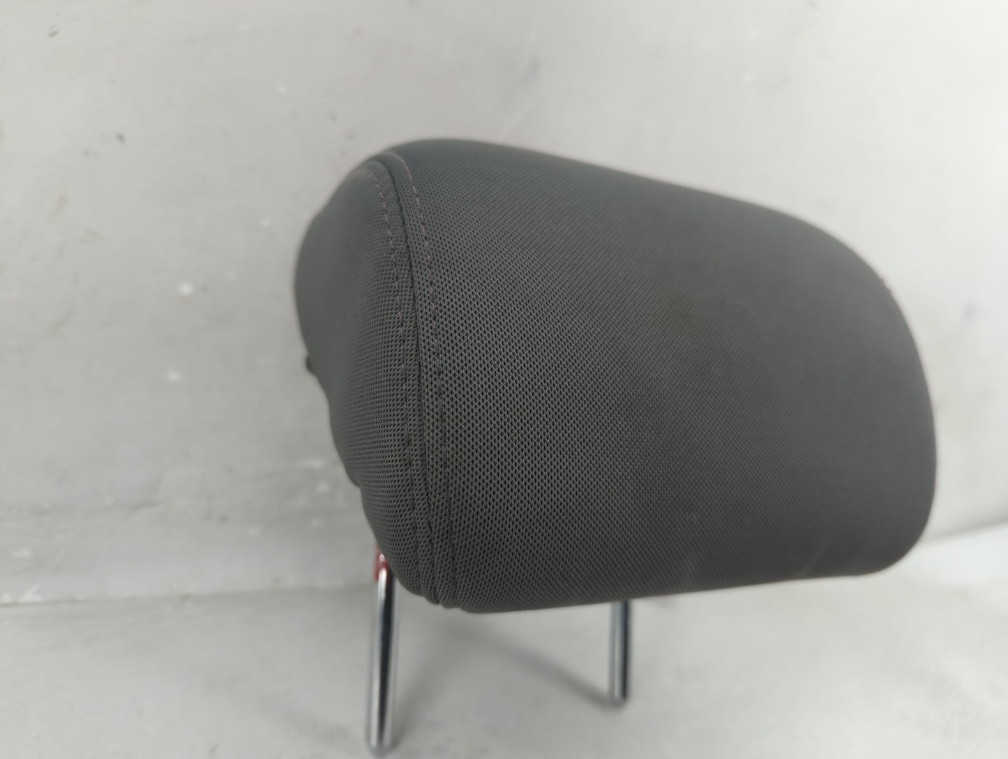 2011-2016 Hyundai Elantra Headrest Head Rest Rear Center Seat Fits Fits 2011 2012 2013 2014 2015 2016 OEM Used Auto Parts - 