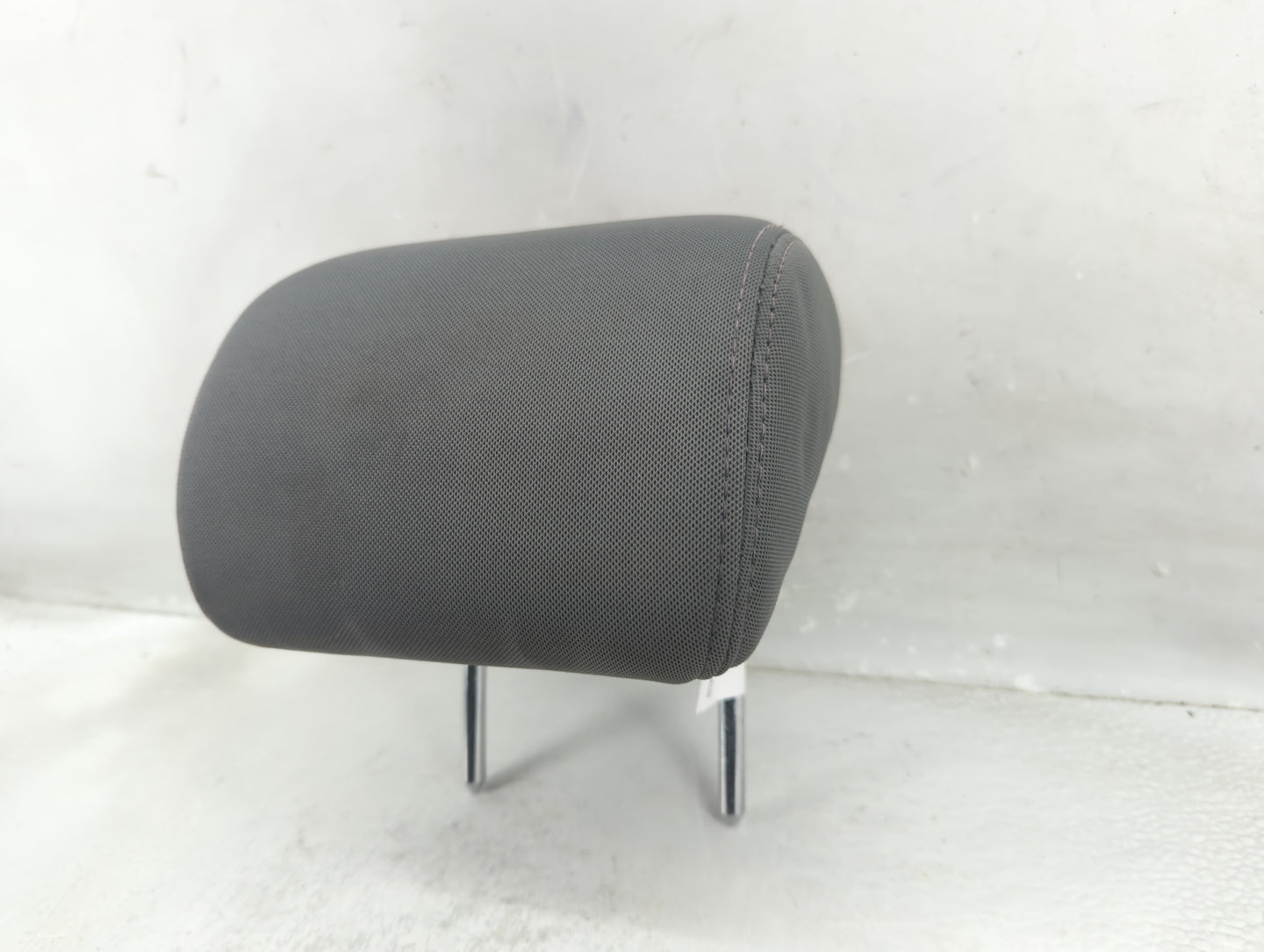 2011-2016 Hyundai Elantra Headrest Head Rest Rear Center Seat Fits Fits 2011 2012 2013 2014 2015 2016 OEM Used Auto Parts - 