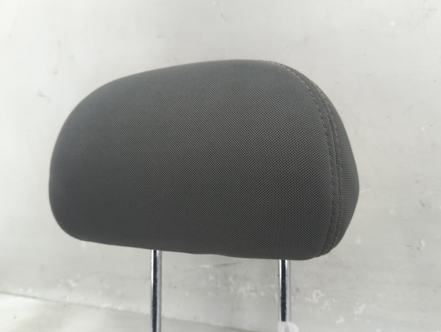 2011-2016 Hyundai Elantra Headrest Head Rest Rear Center Seat Fits Fits 2011 2012 2013 2014 2015 2016 OEM Used Auto Parts - 