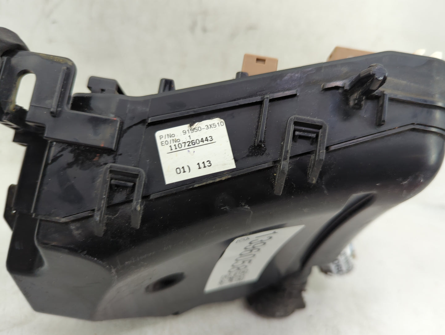 2011-2013 Hyundai Elantra Fusebox Fuse Box Panel Relay Module P/N:91950-3X510 Fits Fits 2011 2012 2013 OEM Used Auto Parts -