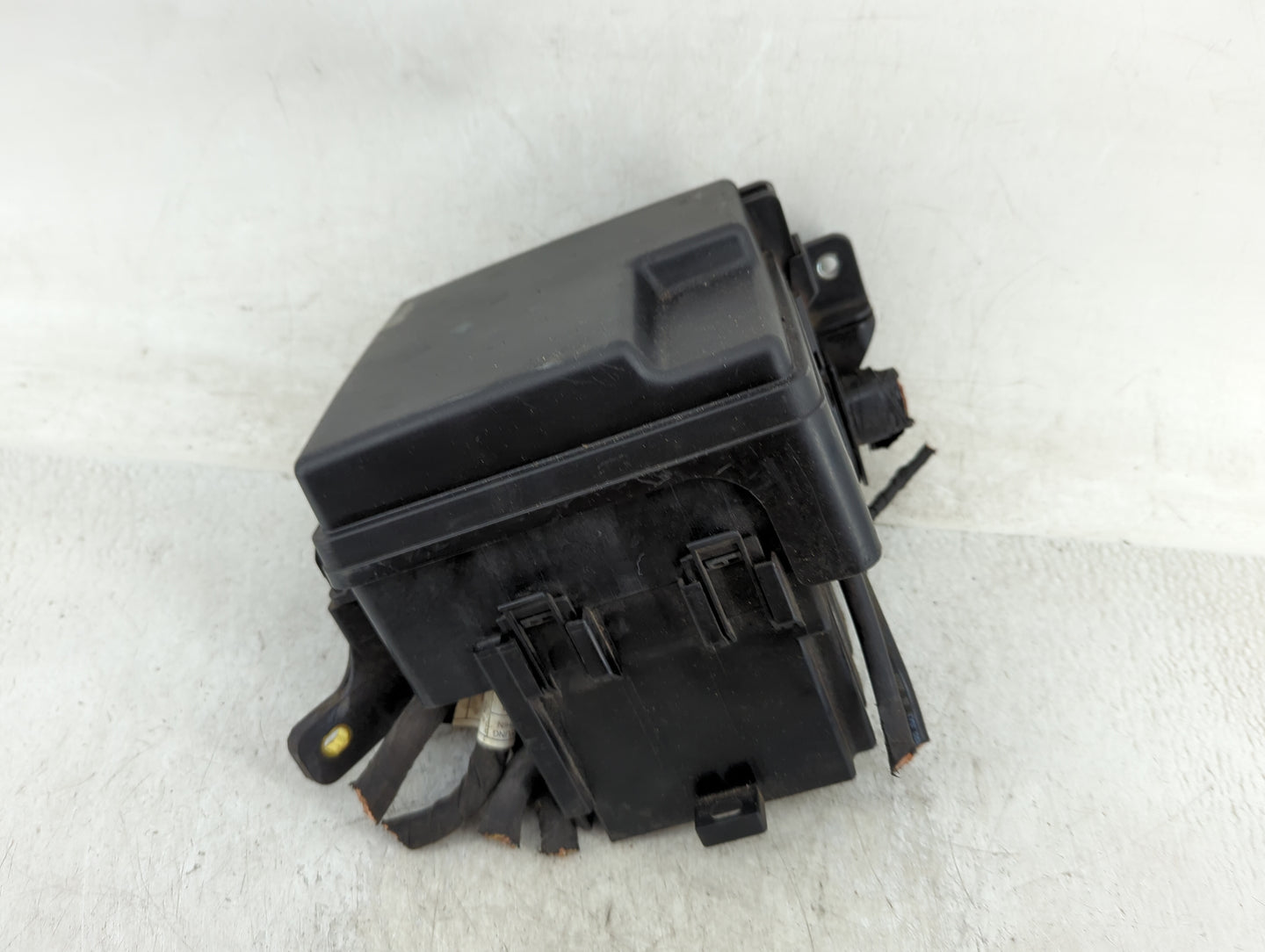 2010-2012 Hyundai Elantra Fusebox Fuse Box Panel Relay Module P/N:919501H031 Fits Fits 2010 2011 2012 OEM Used Auto Parts - 
