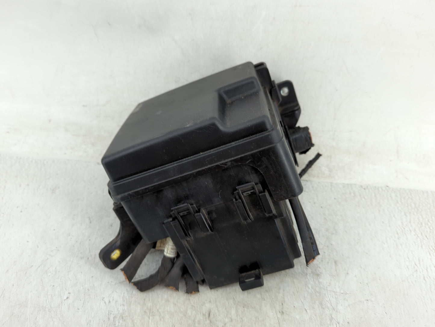 2010-2012 Hyundai Elantra Fusebox Fuse Box Panel Relay Module P/N:919501H031 Fits Fits 2010 2011 2012 OEM Used Auto Parts - 