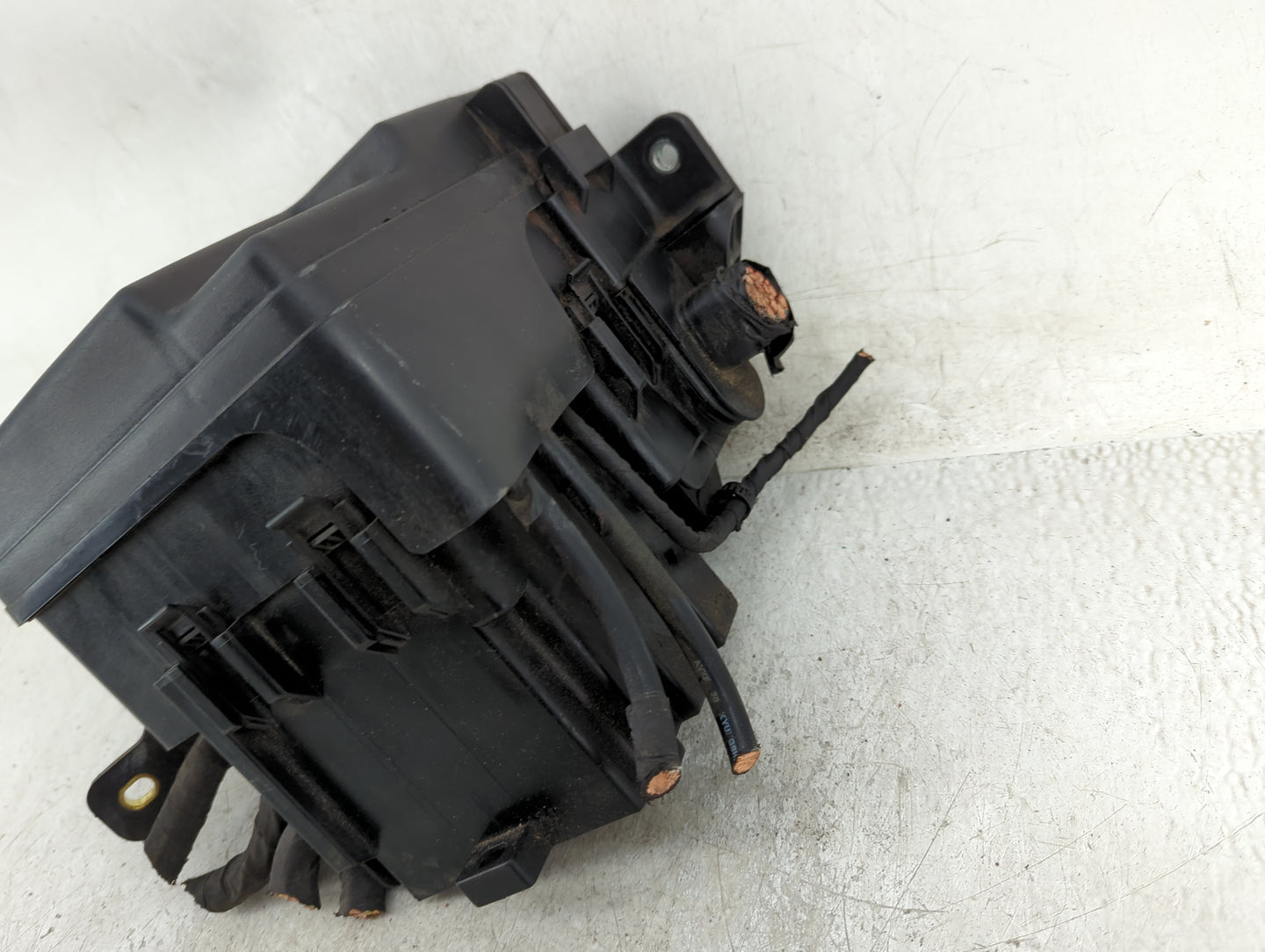2010-2012 Hyundai Elantra Fusebox Fuse Box Panel Relay Module P/N:919501H031 Fits Fits 2010 2011 2012 OEM Used Auto Parts - 