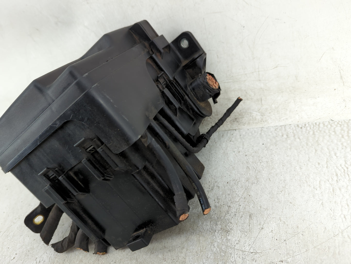2010-2012 Hyundai Elantra Fusebox Fuse Box Panel Relay Module P/N:919501H031 Fits Fits 2010 2011 2012 OEM Used Auto Parts - 