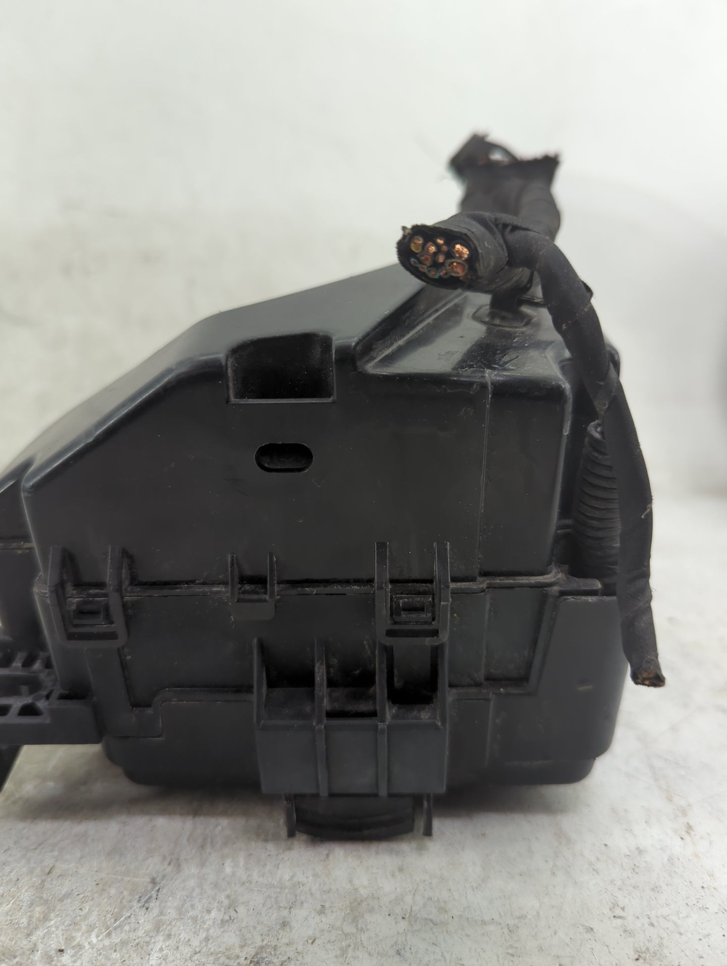 2012 Hyundai Elantra Fusebox Fuse Box Panel Relay Module P/N:91950-3XST0 Fits OEM Used Auto Parts - Oemusedautoparts1.com
