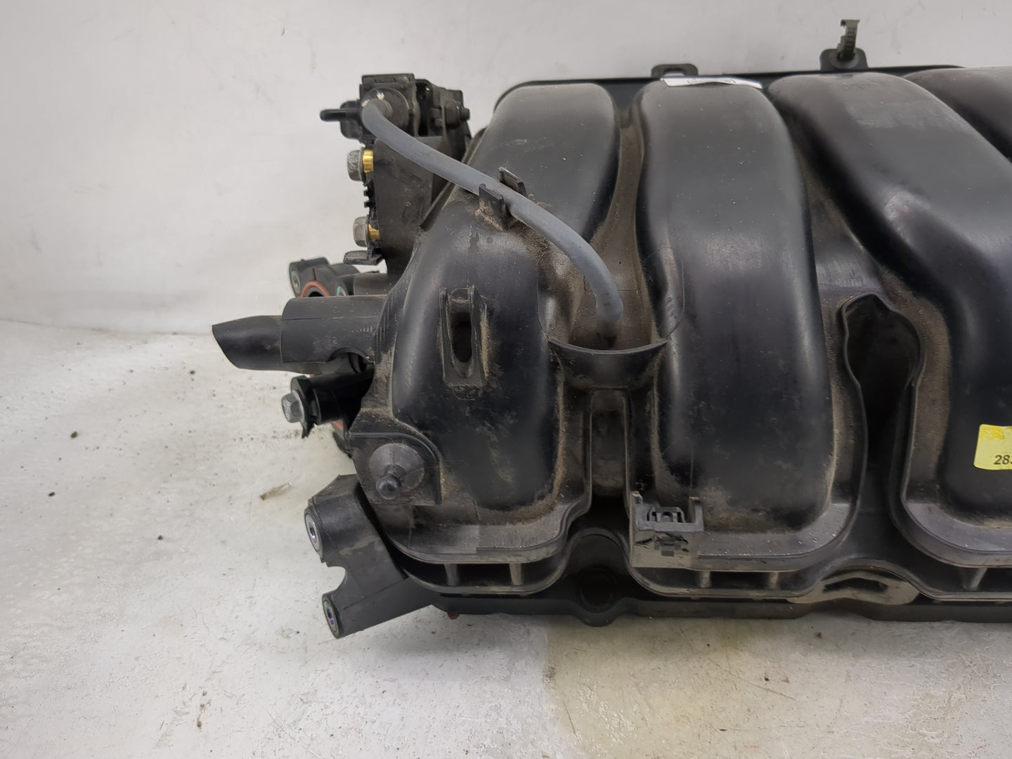 2011-2016 Hyundai Elantra Air Intake Manifold P/N:28300-2E250 Fits Fits 2011 2012 2013 2014 2015 2016 OEM Used Auto Parts - 