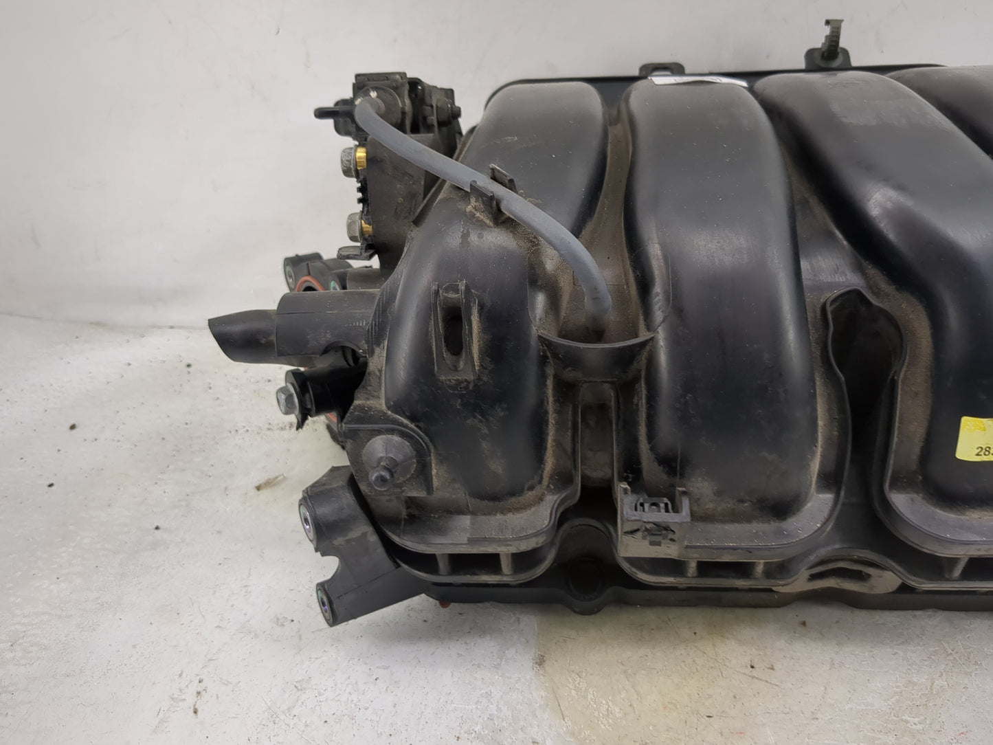 2011-2016 Hyundai Elantra Air Intake Manifold P/N:28300-2E250 Fits Fits 2011 2012 2013 2014 2015 2016 OEM Used Auto Parts - 