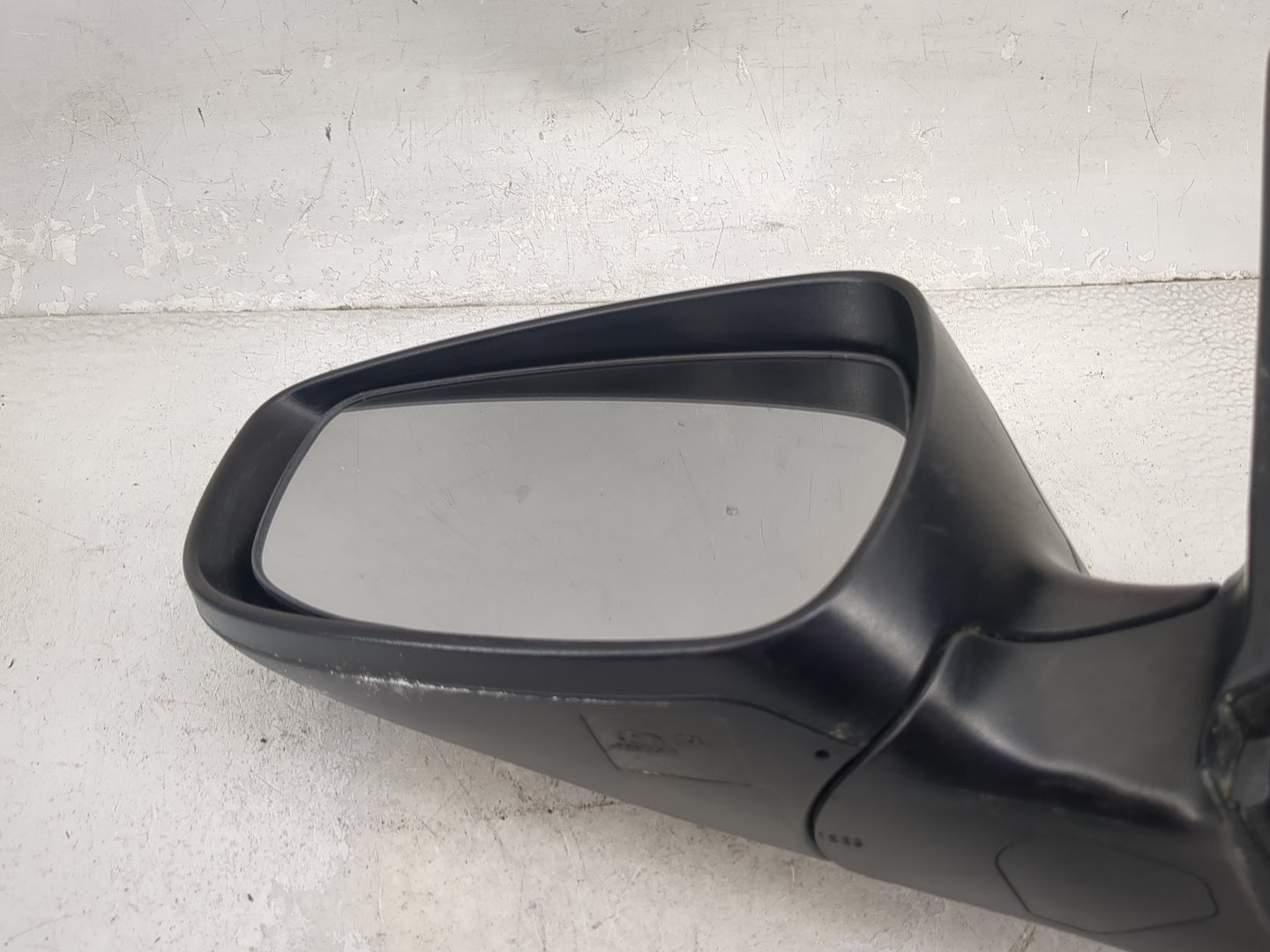 2011-2015 Hyundai Elantra Driver Side View Mirror - Left Door Mirror OEM Used - Oemusedautoparts1.com