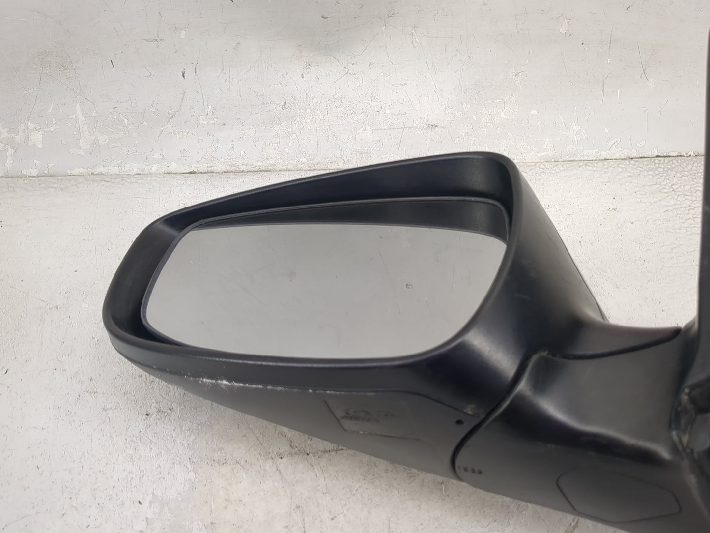 2011-2015 Hyundai Elantra Driver Side View Mirror - Left Door Mirror OEM Used - Oemusedautoparts1.com