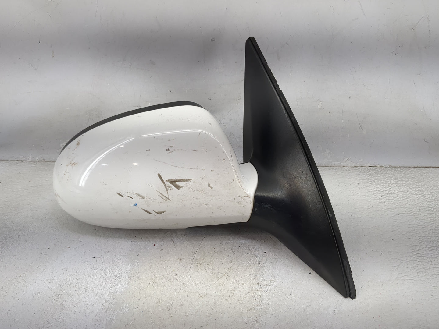2009-2012 Hyundai Elantra Passenger Side View Mirror - Right Door Mirror OEM Used - Oemusedautoparts1.com