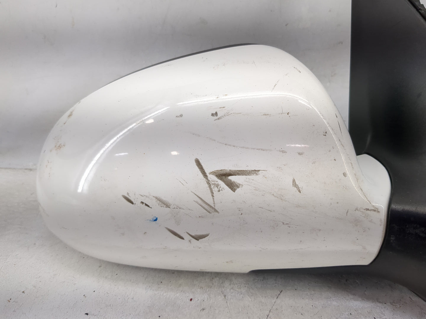 2009-2012 Hyundai Elantra Passenger Side View Mirror - Right Door Mirror OEM Used - Oemusedautoparts1.com