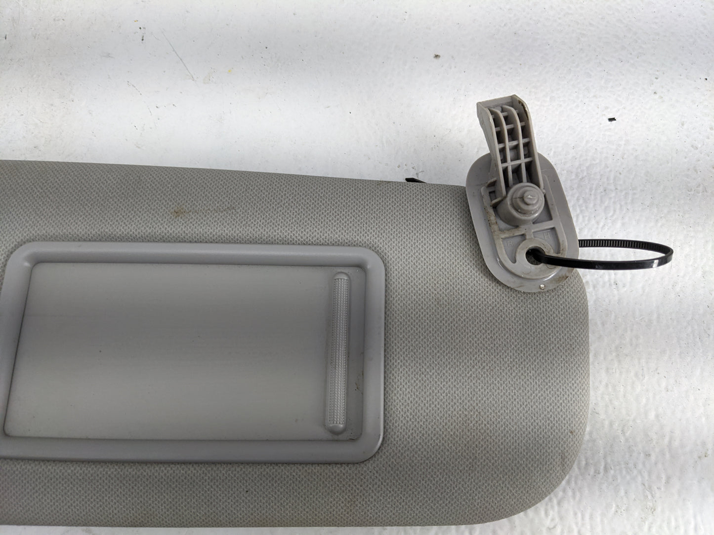 2011-2013 Hyundai Elantra Sun Visor Shade Replacement Passenger Right Mirror Fits Fits 2011 2012 2013 OEM Used Auto Parts - 