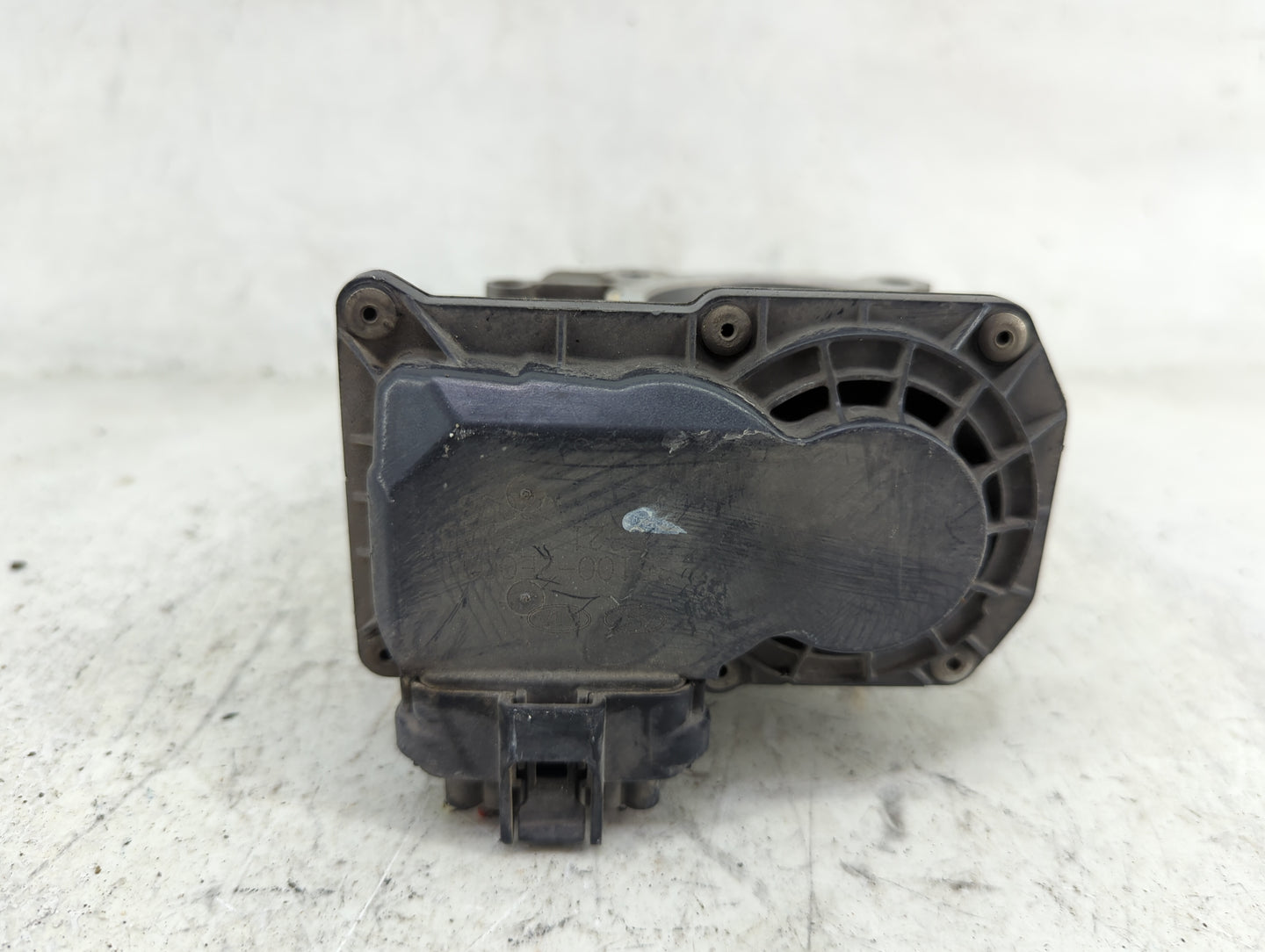 2011-2020 Hyundai Elantra Throttle Body P/N:35100-2E000 Fits Fits 2011 2012 2013 2014 2015 2016 2017 2018 2019 2020 2021 OEM