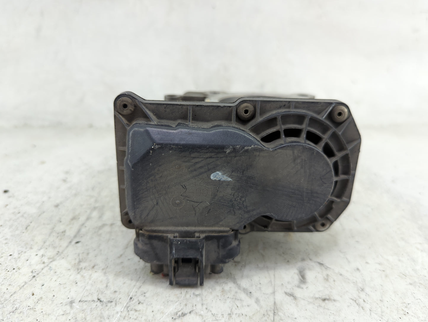 2011-2020 Hyundai Elantra Throttle Body P/N:35100-2E000 Fits Fits 2011 2012 2013 2014 2015 2016 2017 2018 2019 2020 2021 OEM