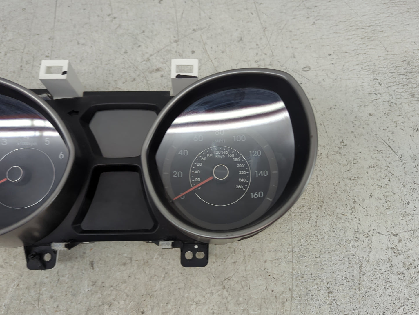 2012 Hyundai Elantra Instrument Cluster Speedometer Gauges P/N:94001-3Y120 Miles: Fits OEM Used Auto Parts - Oemusedautopart