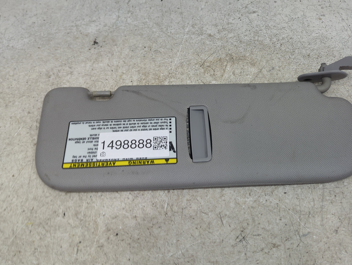 2009-2012 Hyundai Elantra Sun Visor Shade Replacement Passenger Right Mirror Fits Fits 2009 2010 2011 2012 OEM Used Auto Par
