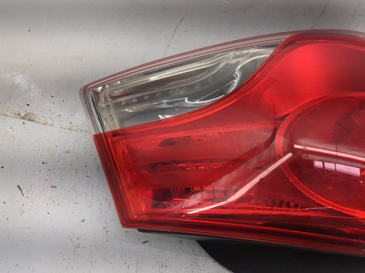 2011-2013 Hyundai Elantra Driver Left Side Deck Lid Mounted Tail Light 1499547 - Oemusedautoparts1.com