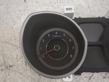 2012 Hyundai Elantra Instrument Cluster Speedometer Gauges Miles: Fits OEM Used Auto Parts