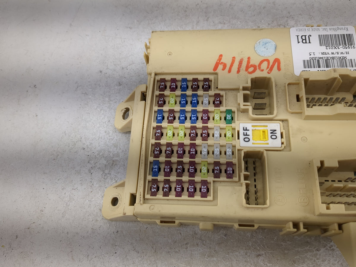2011-2013 Hyundai Elantra Fusebox Fuse Box Panel Relay Module P/N:91950-3X012 MD012BCE13461E50 Fits Fits 2011 2012 2013 OEM 