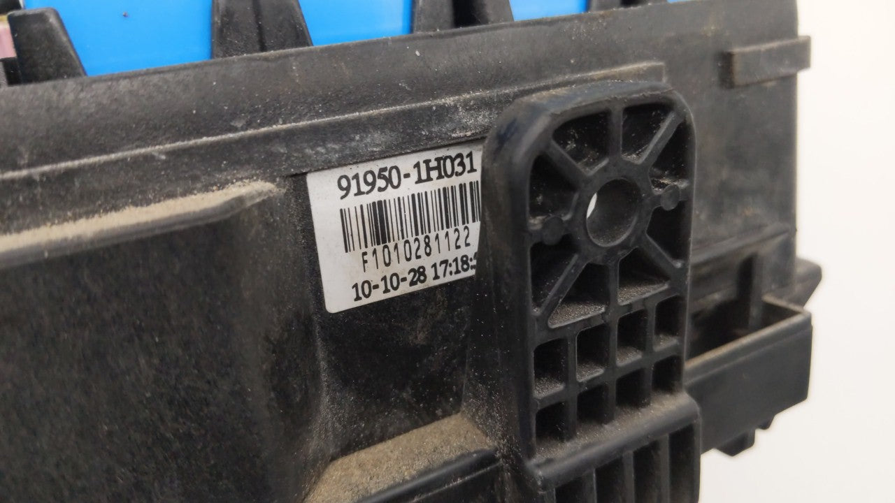 2011-2013 Hyundai Elantra Fusebox Fuse Box Panel Relay Module P/N:1302260016 VS912003Y074UA Fits Fits 2011 2012 2013 OEM Use