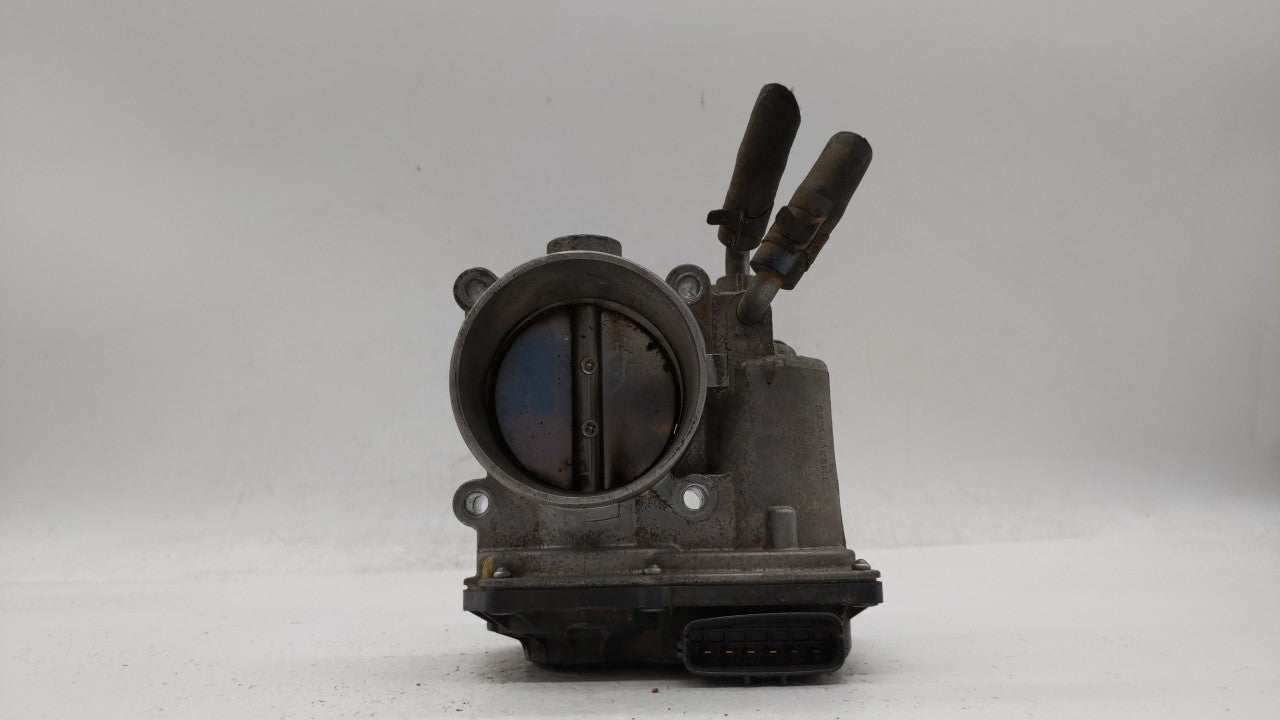 2011-2018 Hyundai Elantra Throttle Body P/N:35100-2E000 Fits Fits 2011 2012 2013 2014 2015 2016 2017 2018 2019 OEM Used Auto