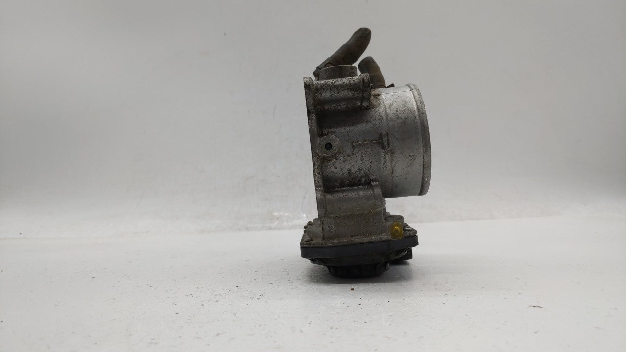 2011-2018 Hyundai Elantra Throttle Body P/N:35100-2E000 Fits Fits 2011 2012 2013 2014 2015 2016 2017 2018 2019 OEM Used Auto