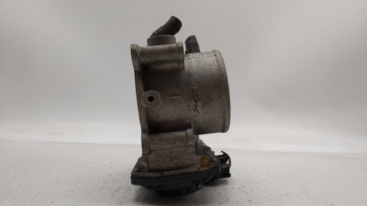 2011-2018 Hyundai Elantra Throttle Body P/N:35100-2E000 Fits Fits 2011 2012 2013 2014 2015 2016 2017 2018 2019 OEM Used Auto