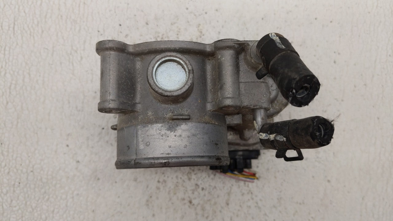 2011-2018 Hyundai Elantra Throttle Body P/N:35100-2E000 Fits Fits 2011 2012 2013 2014 2015 2016 2017 2018 2019 OEM Used Auto