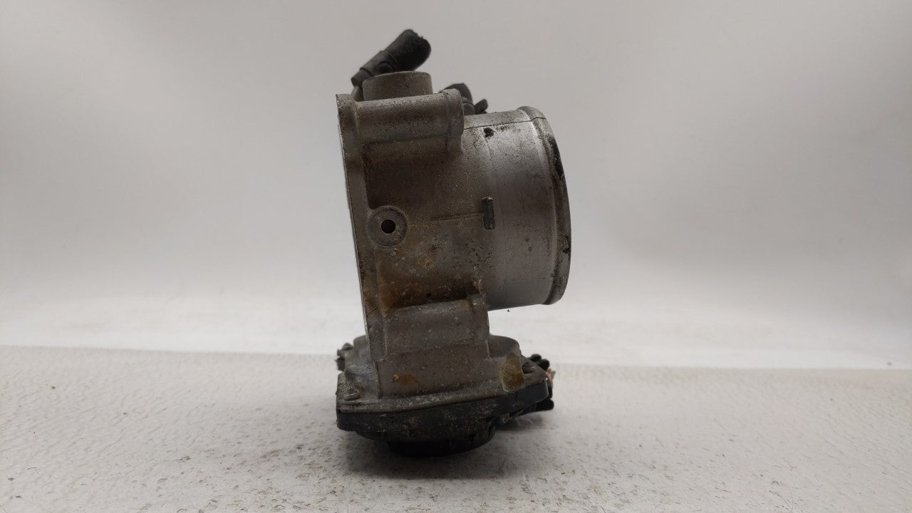 2011-2018 Hyundai Elantra Throttle Body P/N:35100-2E000 Fits Fits 2011 2012 2013 2014 2015 2016 2017 2018 2019 OEM Used Auto