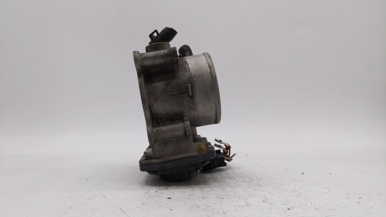 2011-2018 Hyundai Elantra Throttle Body P/N:35100-2E000 Fits Fits 2011 2012 2013 2014 2015 2016 2017 2018 2019 OEM Used Auto