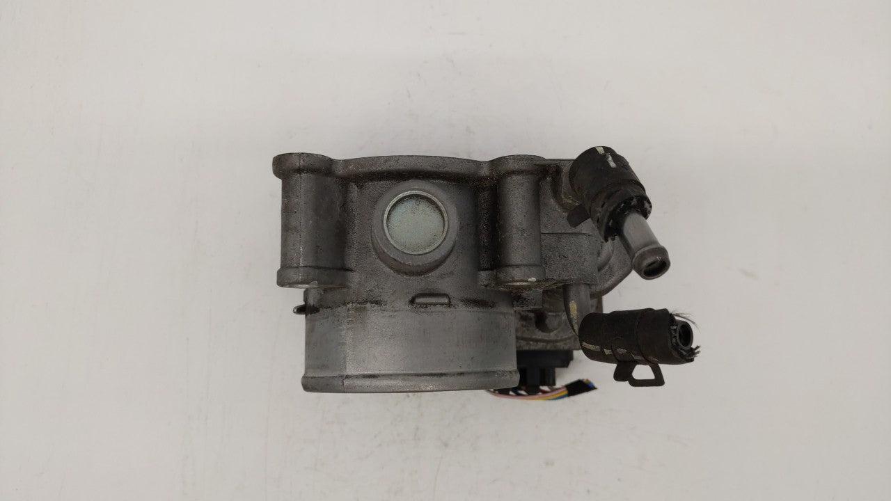2011-2018 Hyundai Elantra Throttle Body P/N:35100-2E000 Fits Fits 2011 2012 2013 2014 2015 2016 2017 2018 2019 OEM Used Auto