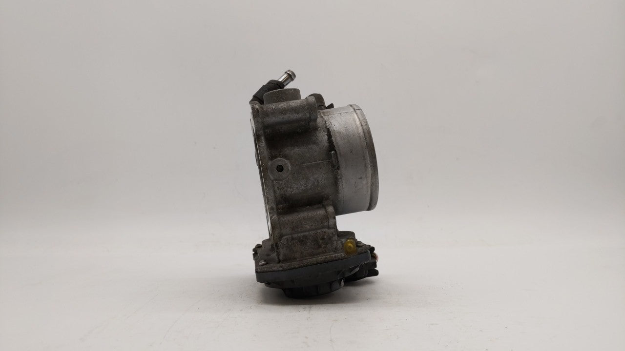 2011-2018 Hyundai Elantra Throttle Body P/N:35100-2E000 Fits Fits 2011 2012 2013 2014 2015 2016 2017 2018 2019 OEM Used Auto