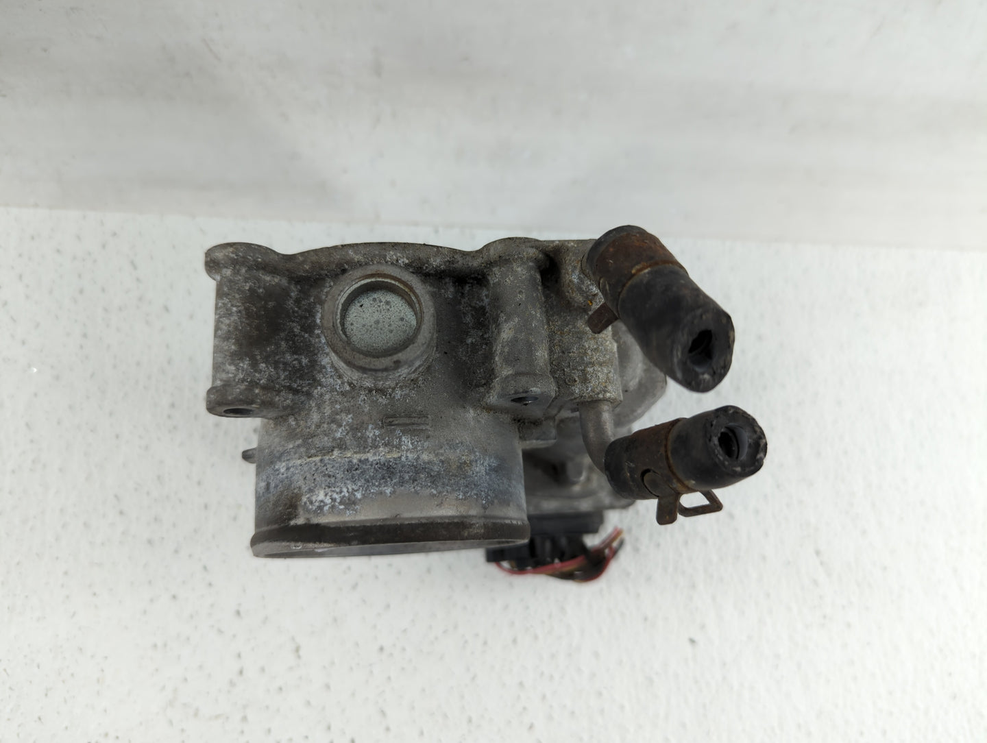 2011-2018 Hyundai Elantra Throttle Body P/N:35100-2E710 35100-2E000 Fits Fits 2011 2012 2013 2014 2015 2016 2017 2018 2019 O