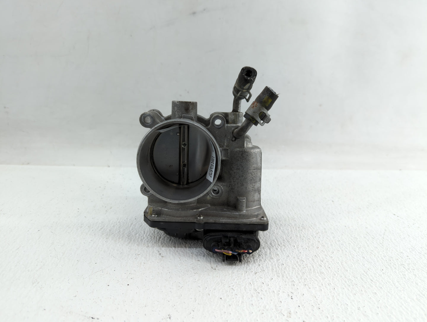 2011-2018 Hyundai Elantra Throttle Body P/N:35100-2E710 35100-2E000 Fits Fits 2011 2012 2013 2014 2015 2016 2017 2018 2019 O